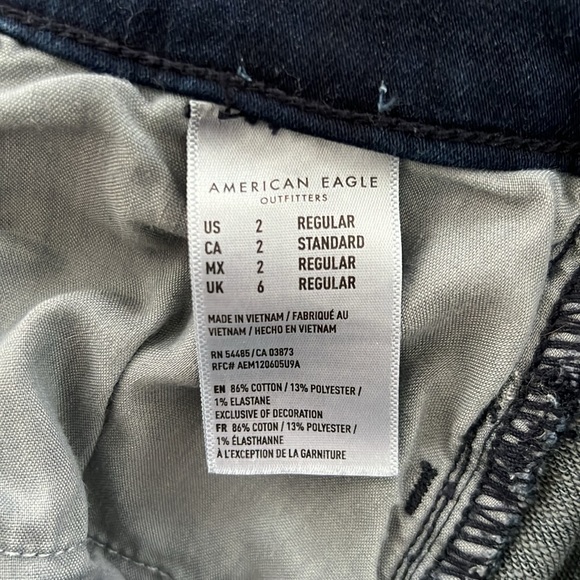 American Eagle Super Hi-Rise Jegging (Size 2 Regular) - Picture 4 of 5